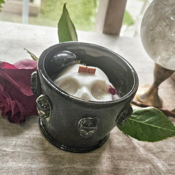6 oz. Salem Candle in a Ceramic Vessel ~ Pumpkin Spice Latte