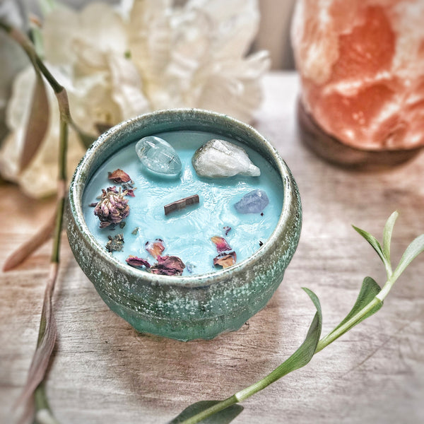 15 oz. Bohemia Candle in a Ceramic Vessel ~ Papaya, Mango & Coconut