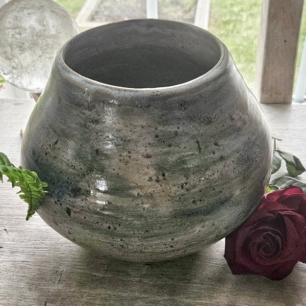 Medium Moon Vase