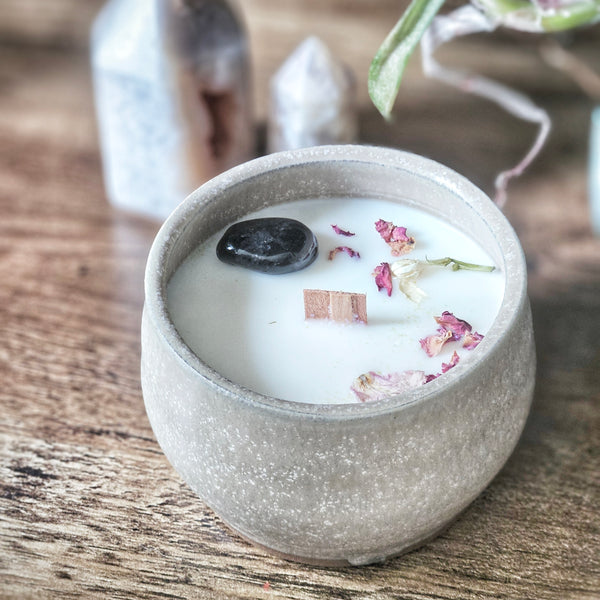 8 oz. Cashmere Candle in a Ceramic Vessel ~  Cocoa Butter, Sandalwood, Amber, Coconut, Tonka & Musk