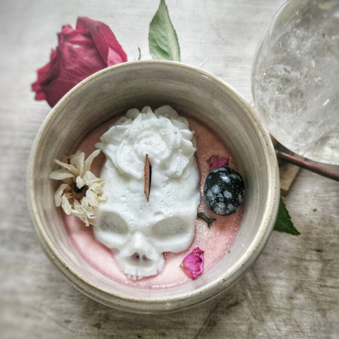 13 oz. Salem Candle in a Ceramic Vessel ~ Pumpkin Spice Latte