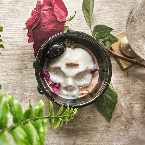 6 oz. Salem Candle in a Ceramic Vessel ~ Pumpkin Spice Latte