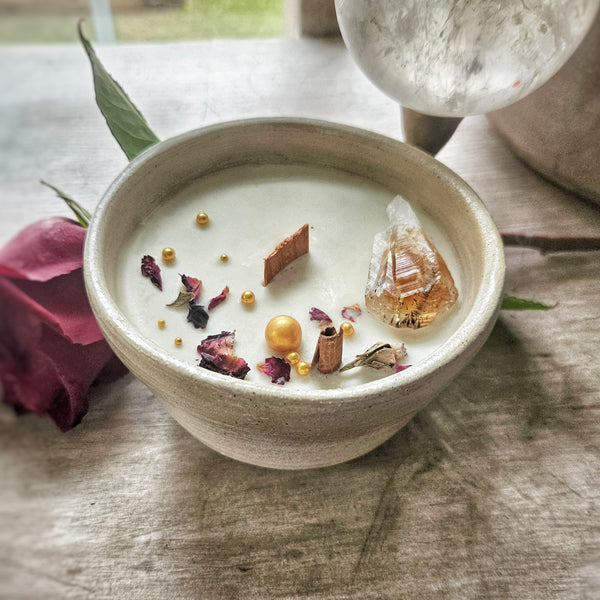 9 oz. Eden Candle in a Ceramic Vessel ~ Caramel Apple Pie