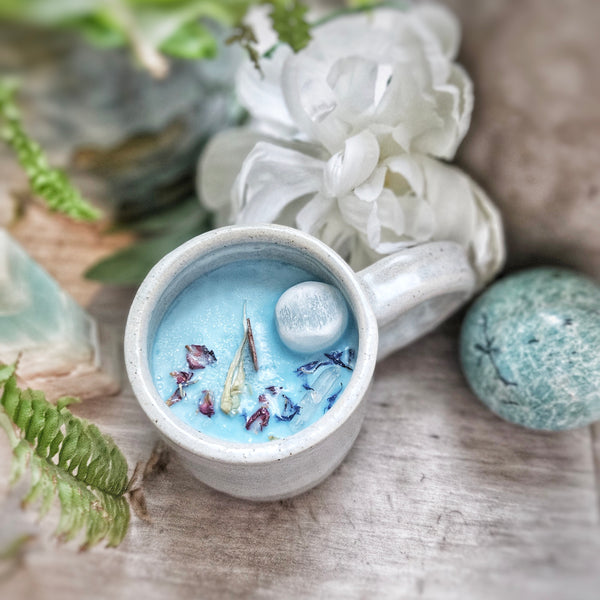 10 oz. Snow Crystals Candle in a Ceramic Mug Vessel ~ Peppermint, Spearmint & Lime