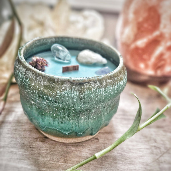 15 oz. Bohemia Candle in a Ceramic Vessel ~ Papaya, Mango & Coconut