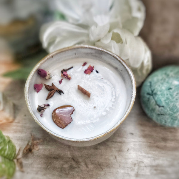 8 oz. Nutcracker Candle in a Ceramic Vessel ~ Roasted Chestnuts, Vanilla, Clove & Cinnamon