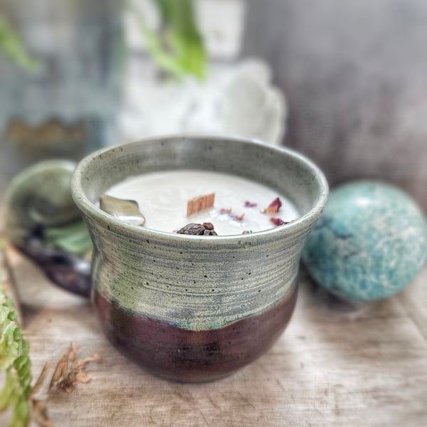 11 oz. Nutcracker Candle in a Ceramic Mug Vessel ~ Roasted Chestnuts, Vanilla, Clove & Cinnamon