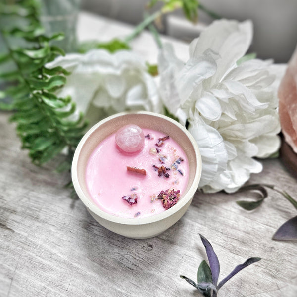 8 oz. Aphrodite Candle in a Ceramic Vessel ~ Vanilla