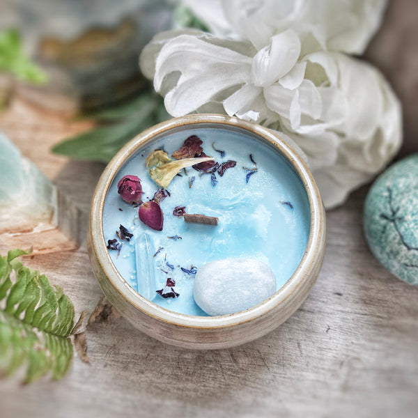 9 oz. Snow Crystals Candle in a Ceramic Vessel ~ Peppermint, Spearmint & Lime