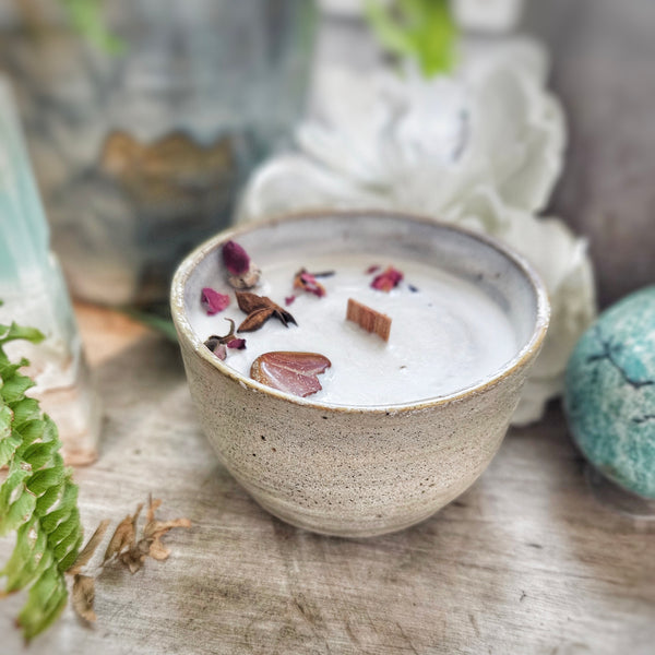 8 oz. Nutcracker Candle in a Ceramic Vessel ~ Roasted Chestnuts, Vanilla, Clove & Cinnamon